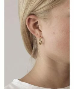 Anni Lu Golden Brigitte Hoops