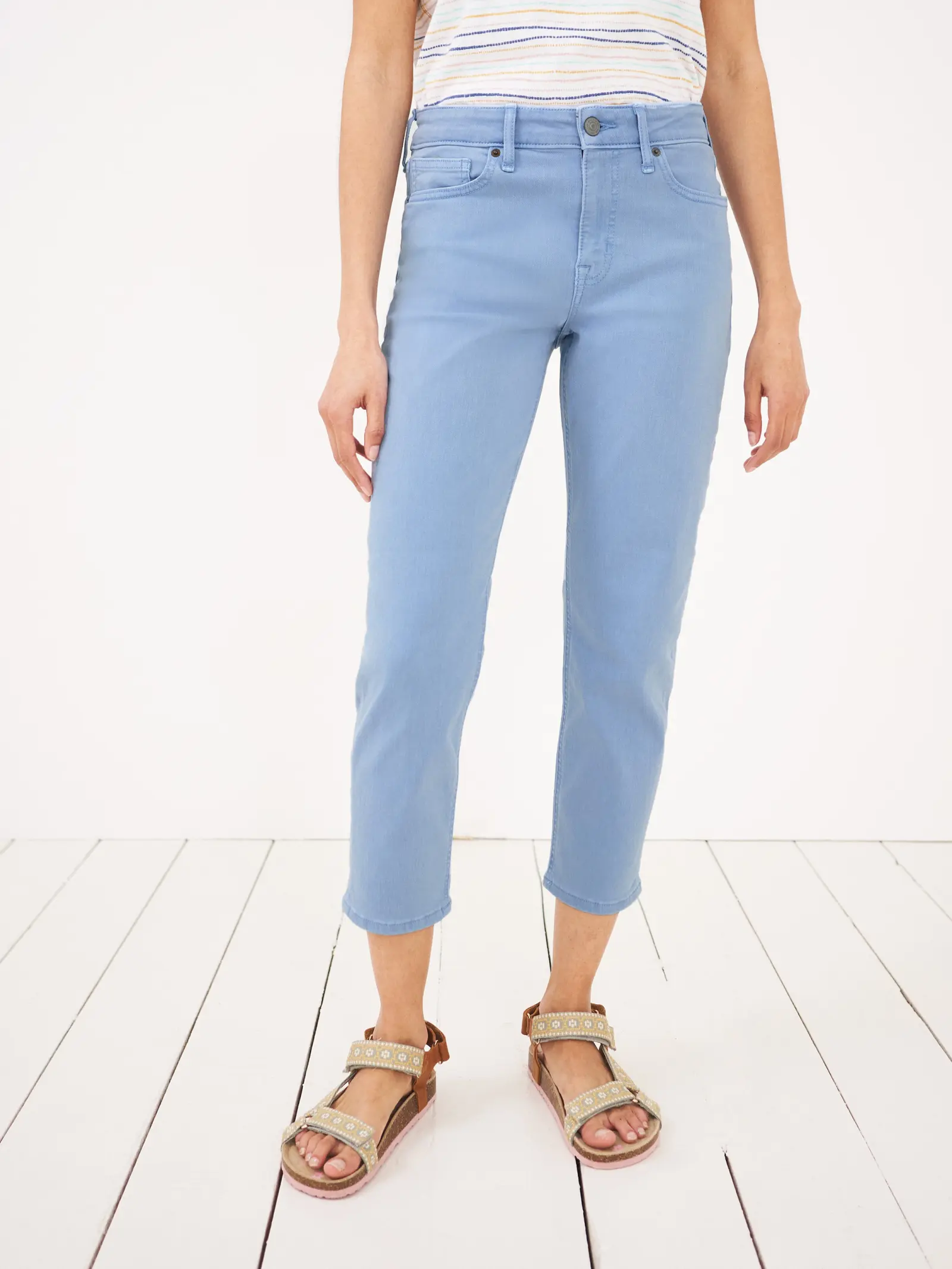 White Stuff Brooke Straight Crop Jean - Light Blue 5 White Stuff Brooke Straight Crop Jean - Light Blue