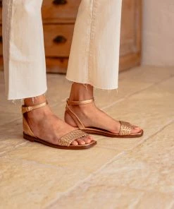 Bobbies Paris Suzanne Antique Gold flache Ledersandalen 10 Bobbies Paris Suzanne Antique Gold flache Ledersandalen